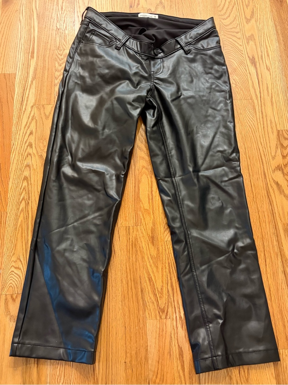 Abercrombie and Fitch maternity 90s Straight faux leather pants